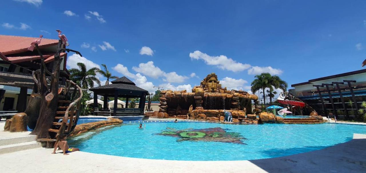 Mo2 Westown Hotel Iloilo Kültér fotó