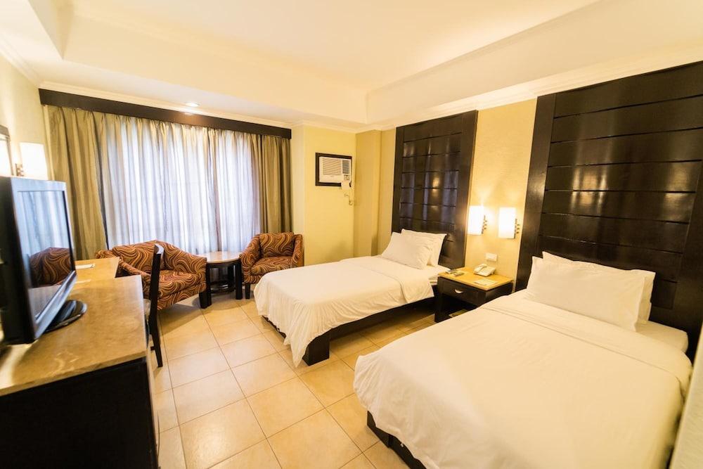 Mo2 Westown Hotel Iloilo Kültér fotó