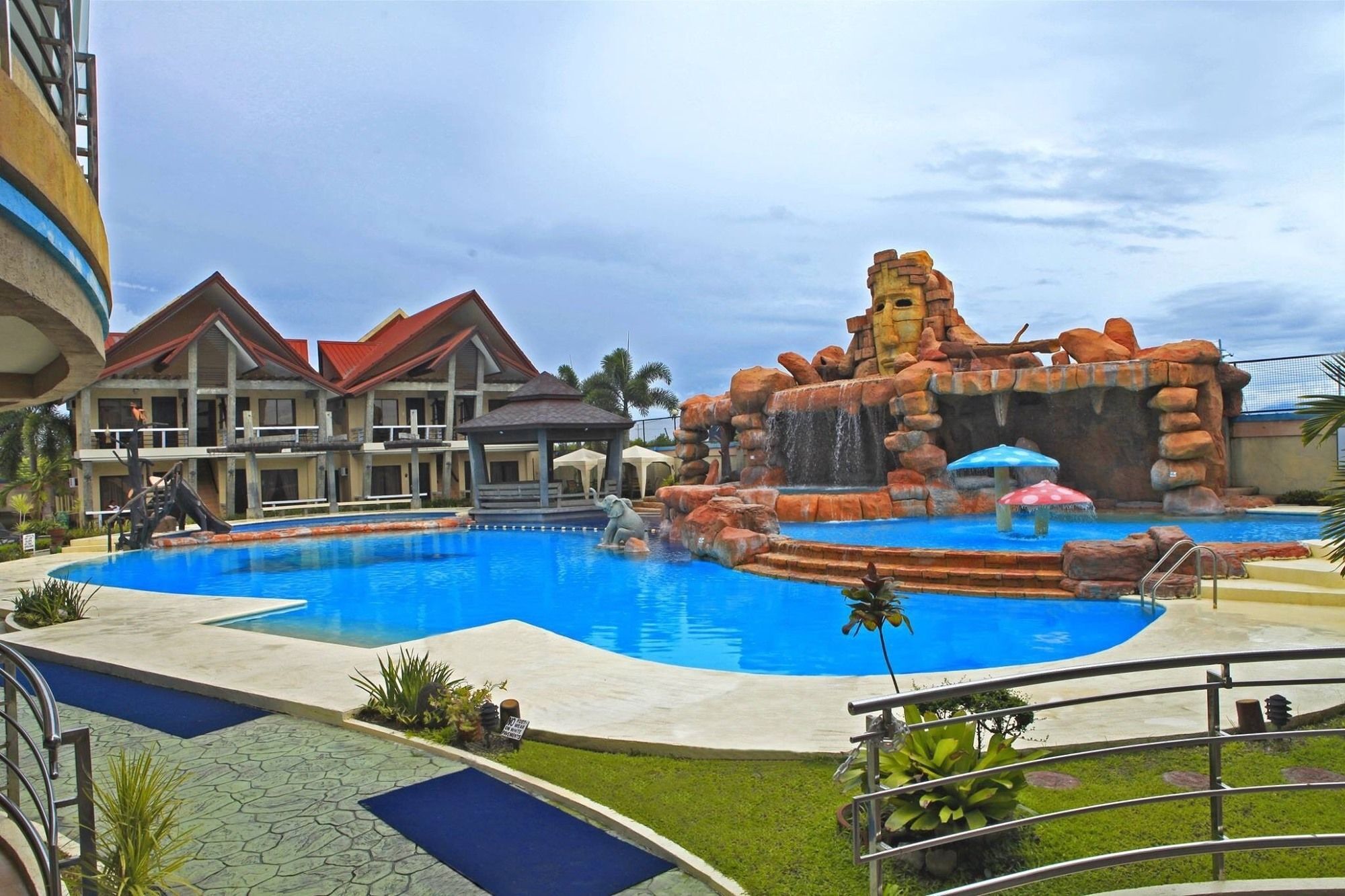 Mo2 Westown Hotel Iloilo Kültér fotó